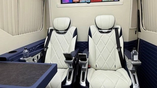 mercedes-benz-lux-2026-13
